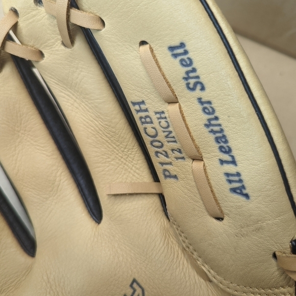 Rawlings P120CBH 12" Prodigy Series Sure Catch . New. Never used. Right hand thr - Picture 7 of 9